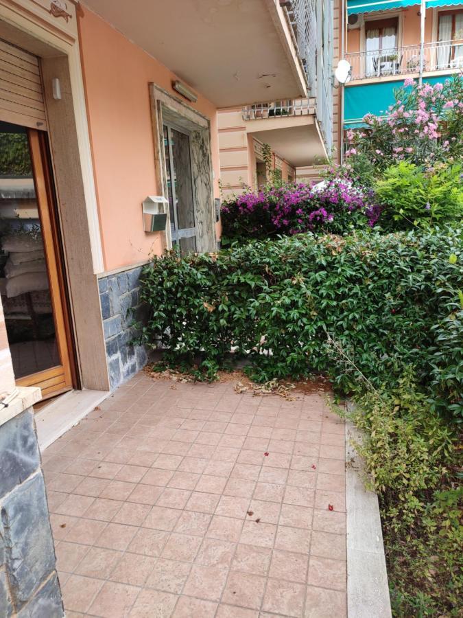 La Casa Di Yuri - Free Private Parking & Air Conditioning レッコ エクステリア 写真